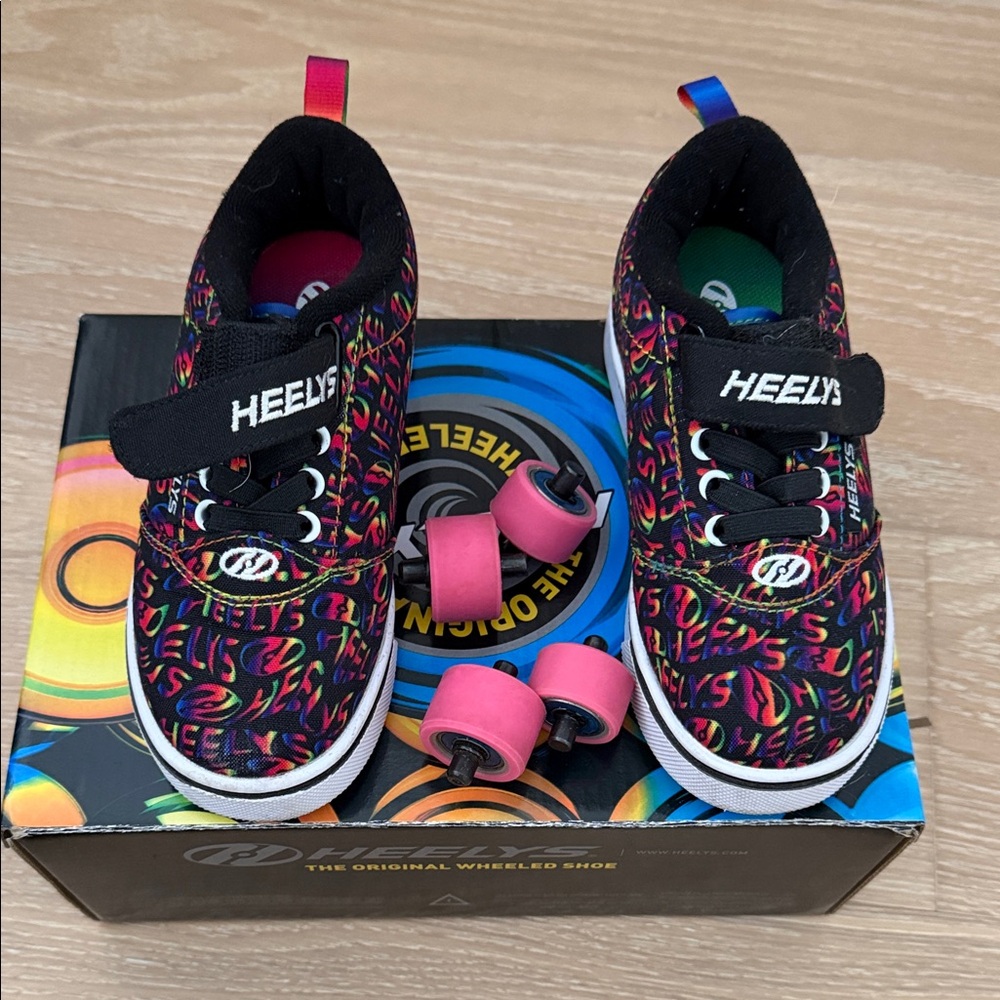 Heelys Pro 20 X2 (Black/Rainbow) Roller Shoes, Skate Sneaker 12C